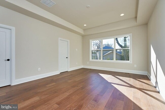 Building Photo - 6845 Churchill Rd