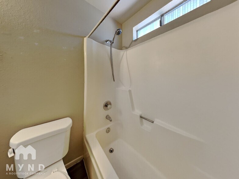 Building Photo - 3128 W Villa Rita Dr