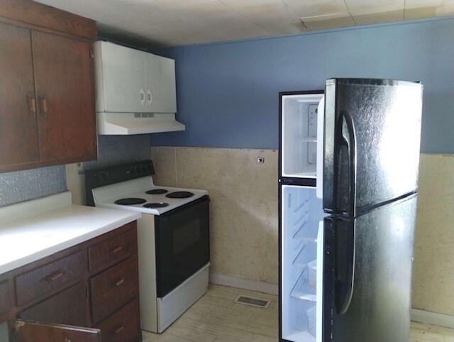 Building Photo - 838 E Jackson St