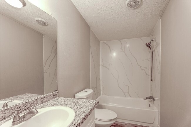 Building Photo - 9824 Stone Ranch Blvd