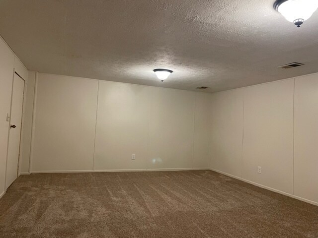 Building Photo - 2701 Audley Dr