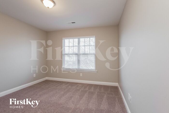 Building Photo - 1012 Downing Ct