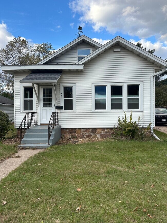 Building Photo - 1321 Baker St