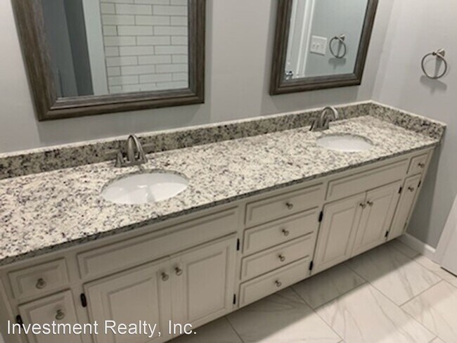 Building Photo - 3 br, 2 bath House - 1863 E Valley Water M...