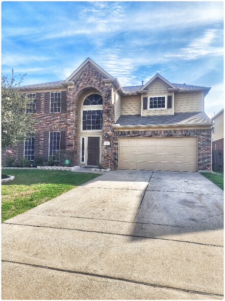 Building Photo - 20823 Fair Walnut Way