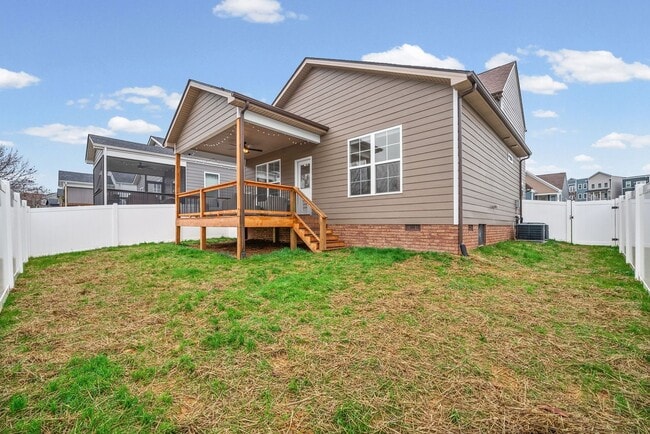 Building Photo - Gorgeous 3 Bedroom Pet Friendly Home For Rent in Pleasant View