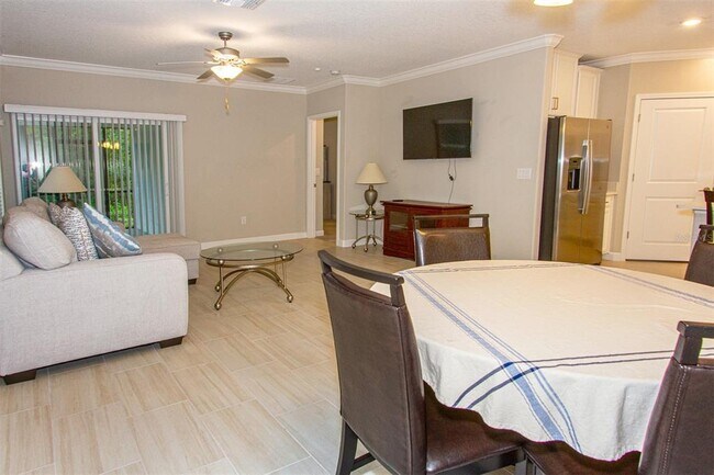 Building Photo - 16657 Shell Bay Dr