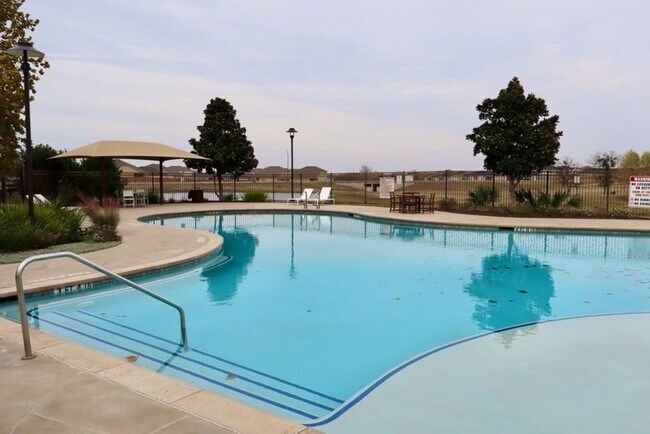 Building Photo - 8128 Daisy Cutter Crossing