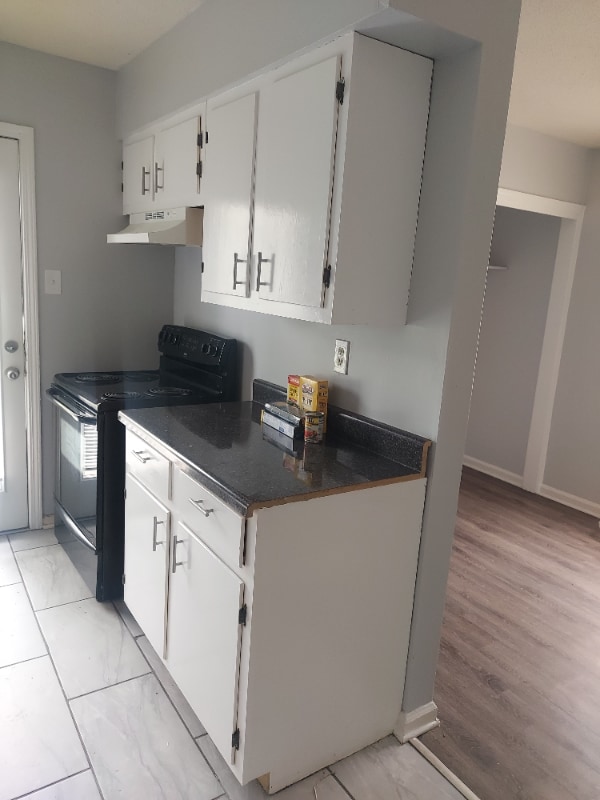 Building Photo - 797 Cavalier Dr