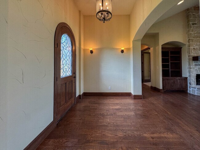 Building Photo - 1559 E Blackjack Rd E