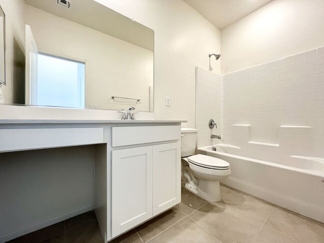 Building Photo - COMING SOON BRAND NEW 2-STORY 4BD/ 2.5 BA HOME WITH STRIP & MOUNTAIN VIEWS!