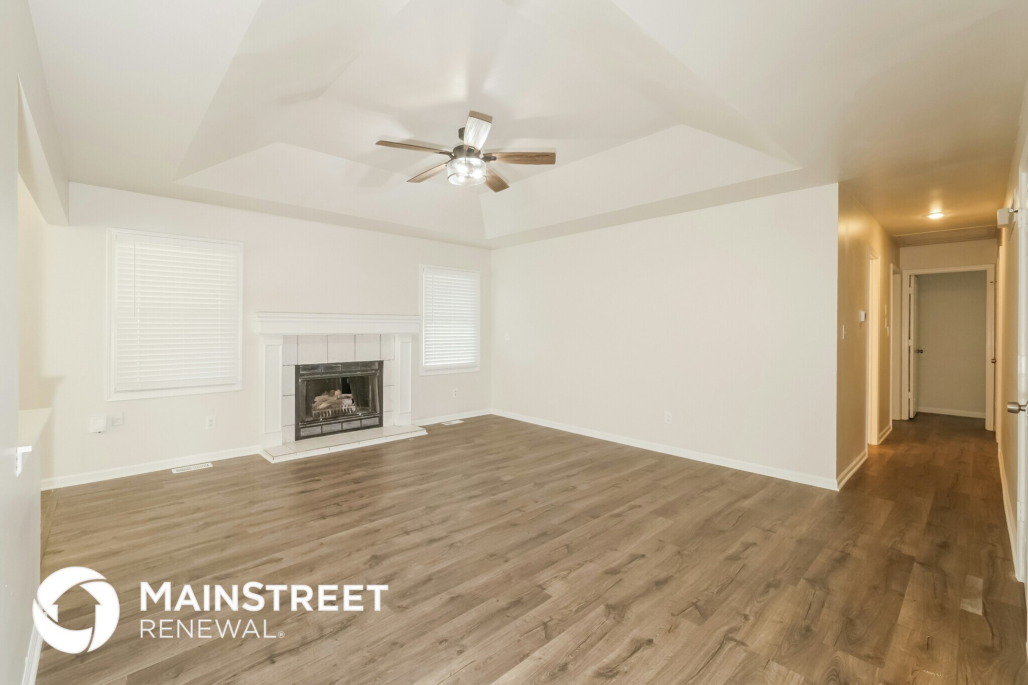 Building Photo - 109 NW Chestnut St