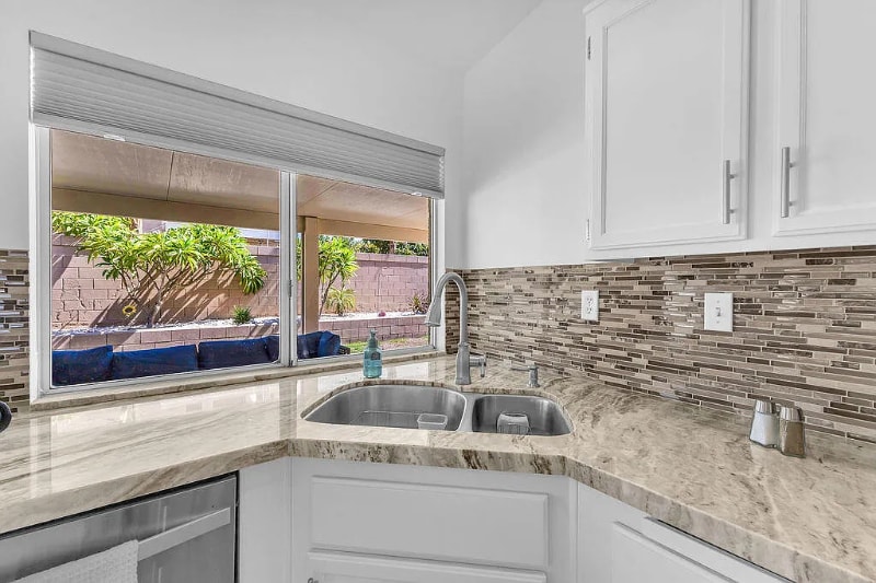 Building Photo - 79200 Violet Ct