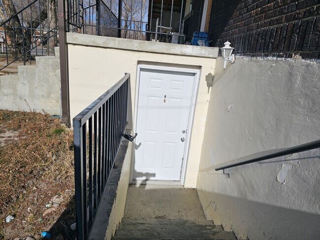 Building Photo - 7725 S 1530 W