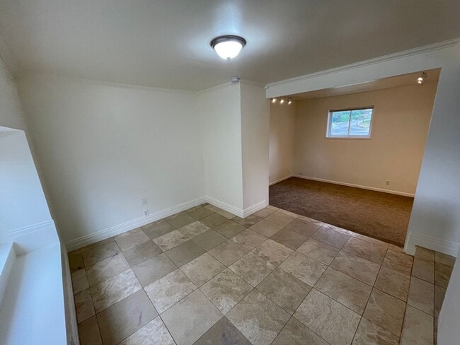 Building Photo - 7636 Steffensen Dr