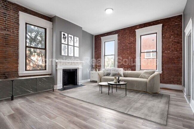 Building Photo - 3158 Oregon Ave