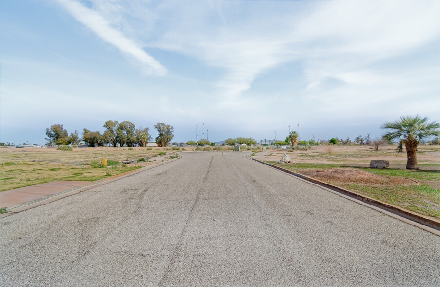 Front street culde sac view - 11333 Desert Trailways Ln