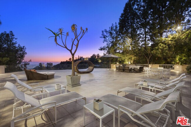 Building Photo - 510 Leslie Ln