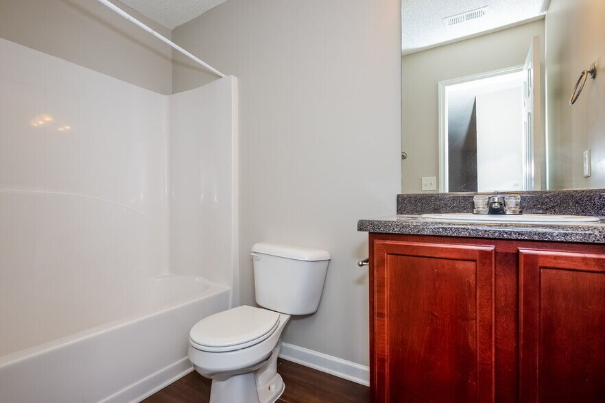 Building Photo - 316 Lauren Dr