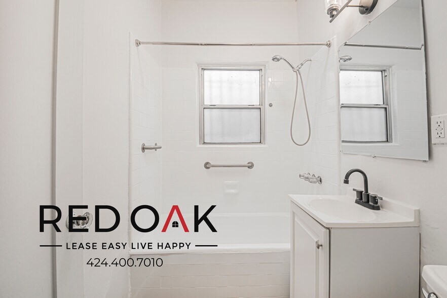 Building Photo - 660 Cochran Ave