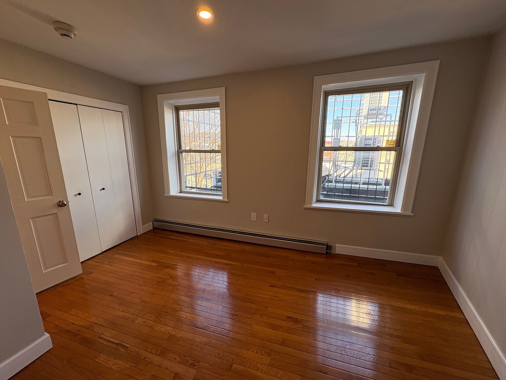 Building Photo - 87 Columbia St