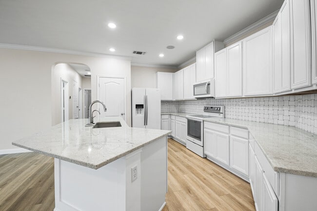 Building Photo - 2073 Turkey Creek