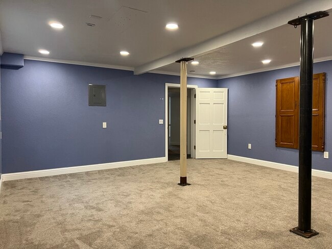 Building Photo - 3 Rolph Park Ct