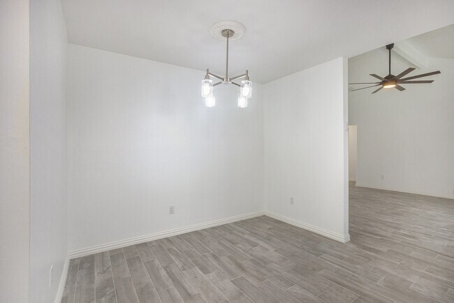 Building Photo - 22515 Colonialgate Dr