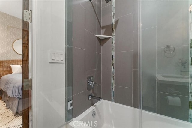 Building Photo - 228 38th St