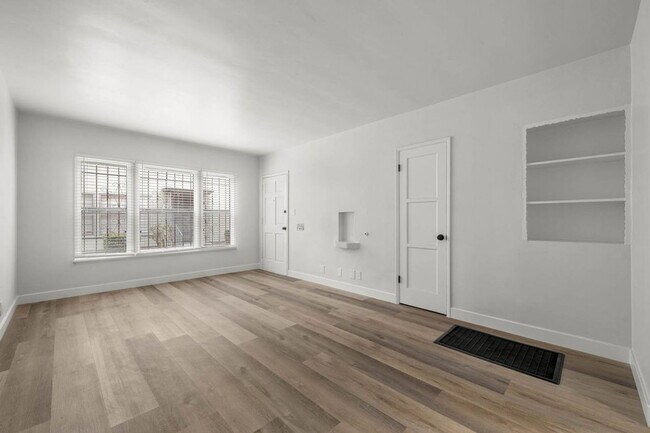 Building Photo - 4282 Leimert Blvd