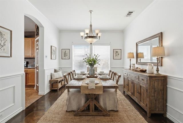 Building Photo - 1018 Karen St