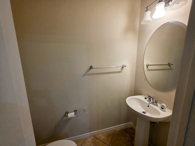 Building Photo - 3/2.5 in Gated Community at PROVENCE BAY