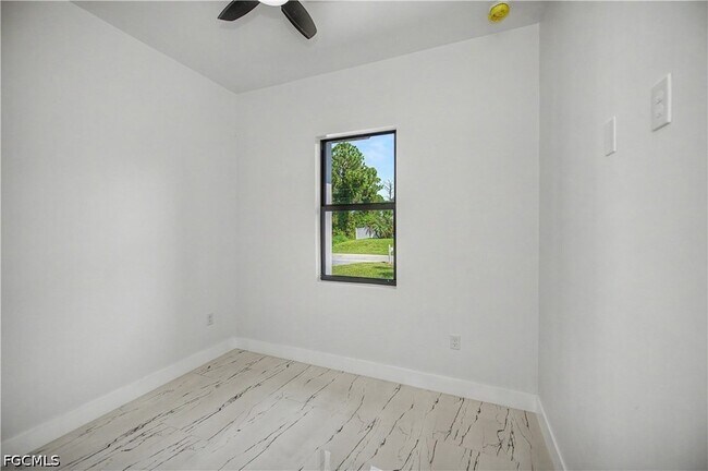 Building Photo - 3121 69th St W