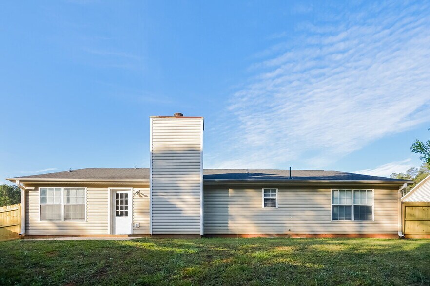 Building Photo - 9162 S Sterling Lakes Dr