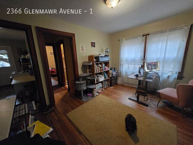 Building Photo - 2366 Glenmawr Ave