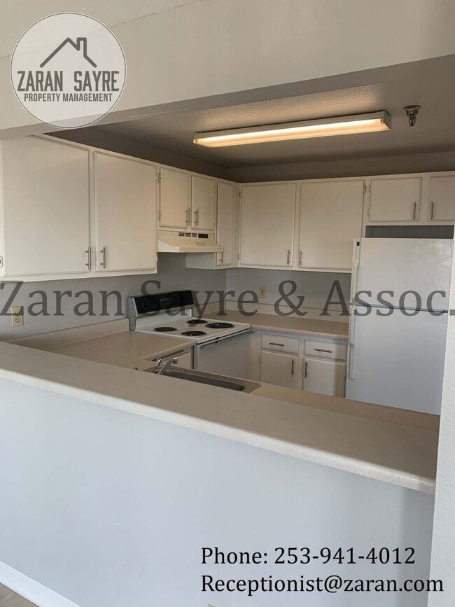 Building Photo - 044- Beautiful 2bd 2 bath Condo with View!!