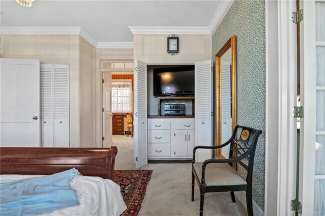 Building Photo - 4 Ansley Dr NE