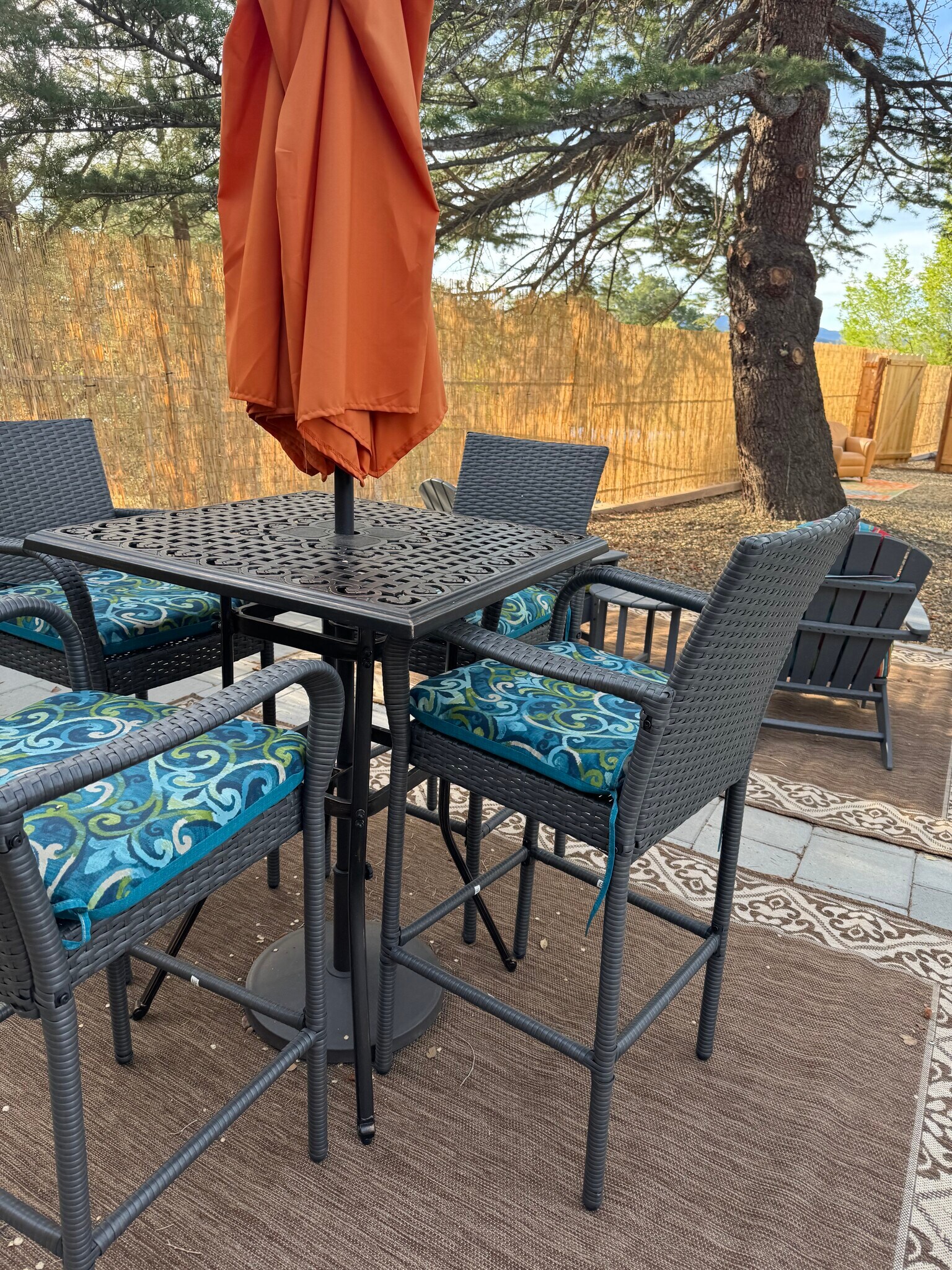 Building Photo - 1219 Willow Creek Rd