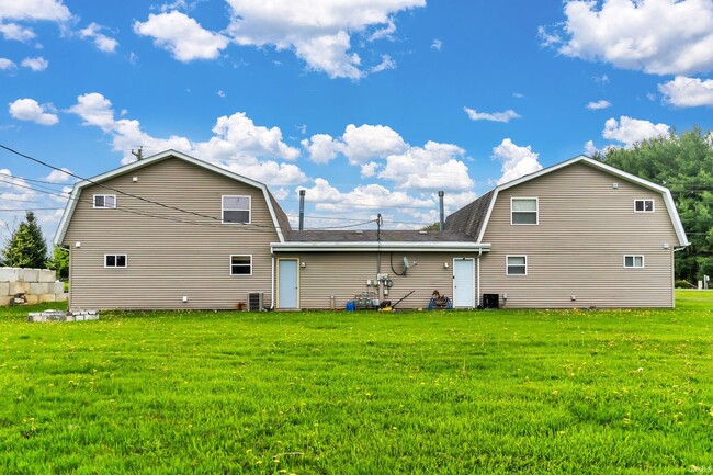 Building Photo - 2317 S 275 E