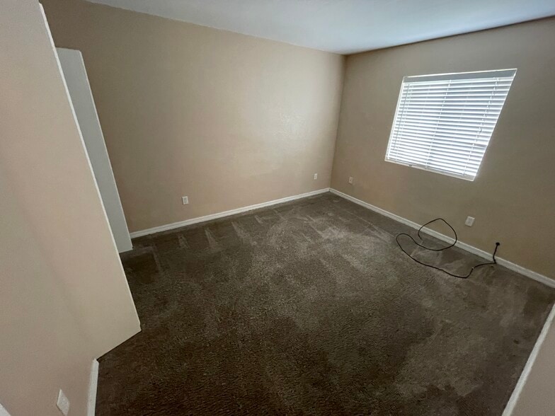 Building Photo - 3002 N 70th St