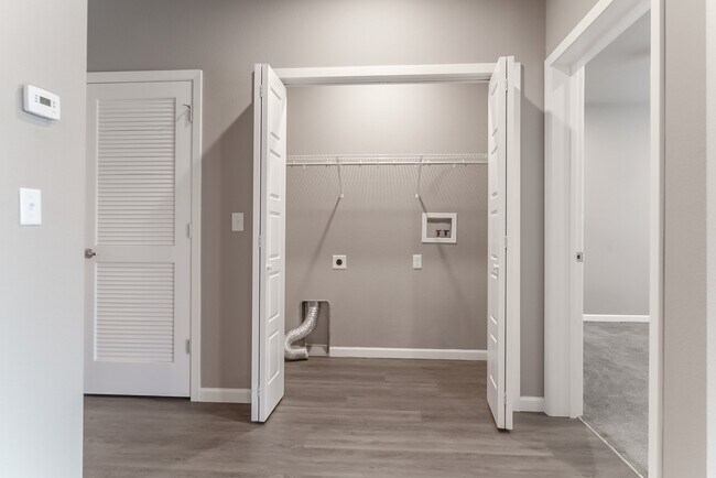 Washer/Dryer Connection - Laundry Area - Coryell Commons