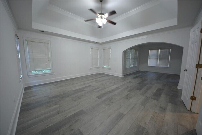 Building Photo - 135 Brightmore Way