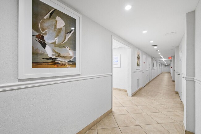 Building Photo - 2780 S Ocean Blvd