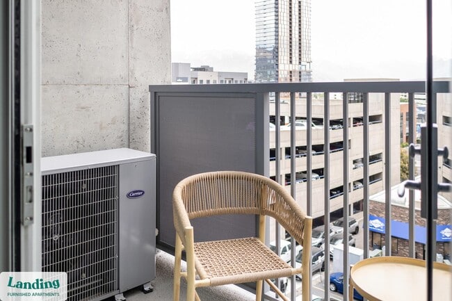 Building Photo - 151 S State St