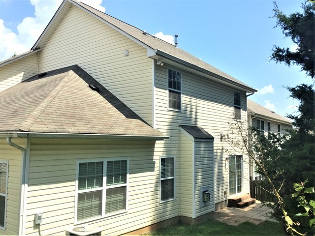 Building Photo - 3342 Crutchfield Pl