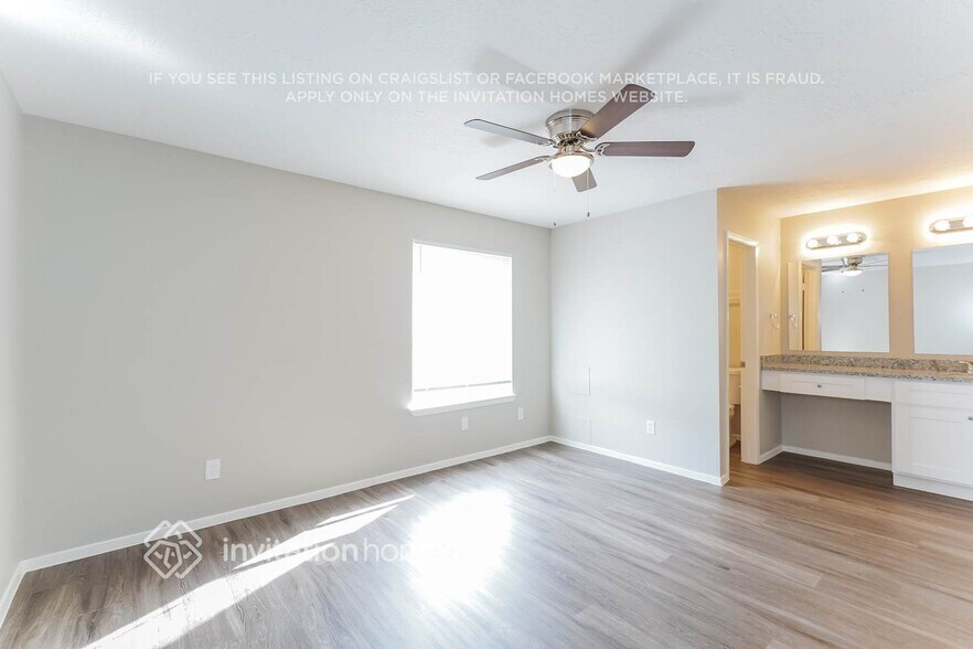 Building Photo - 7011 Pickett Dr