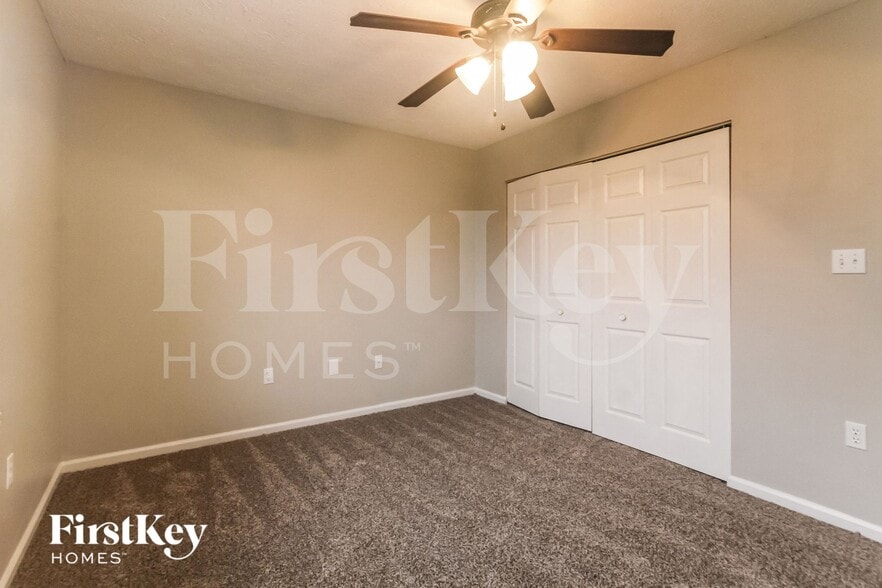 Building Photo - 8087 Cardinal Cove E