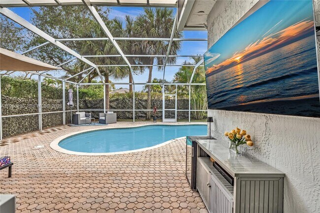 Building Photo - 5851 NW 125th Terrace