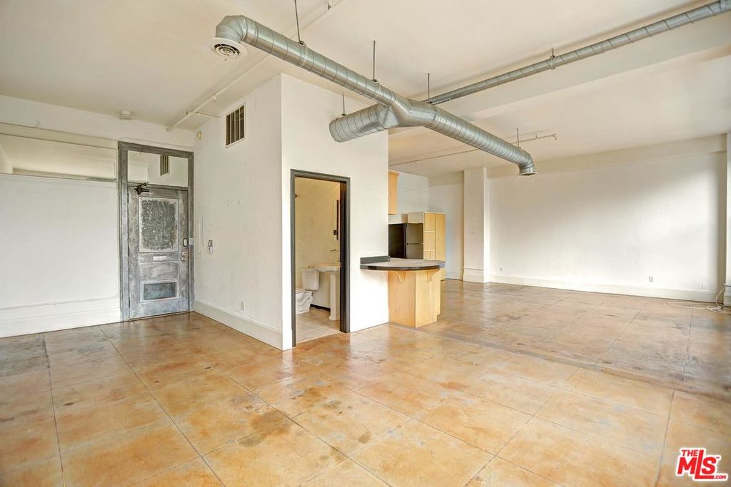 Bedroom area - 108 W 2nd St