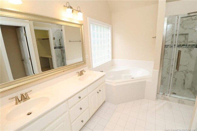 Building Photo - 108 Highland Springs Ln